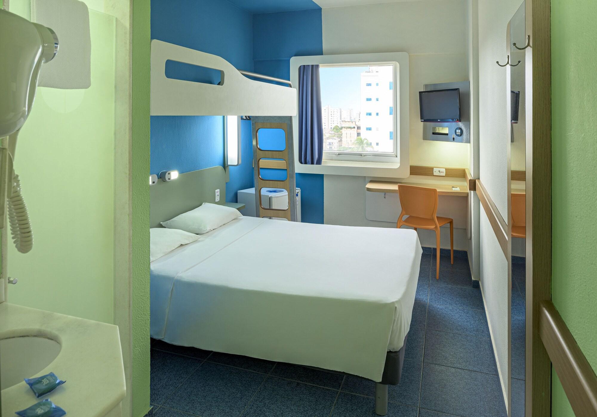 ibis budget Belem Buitenkant foto