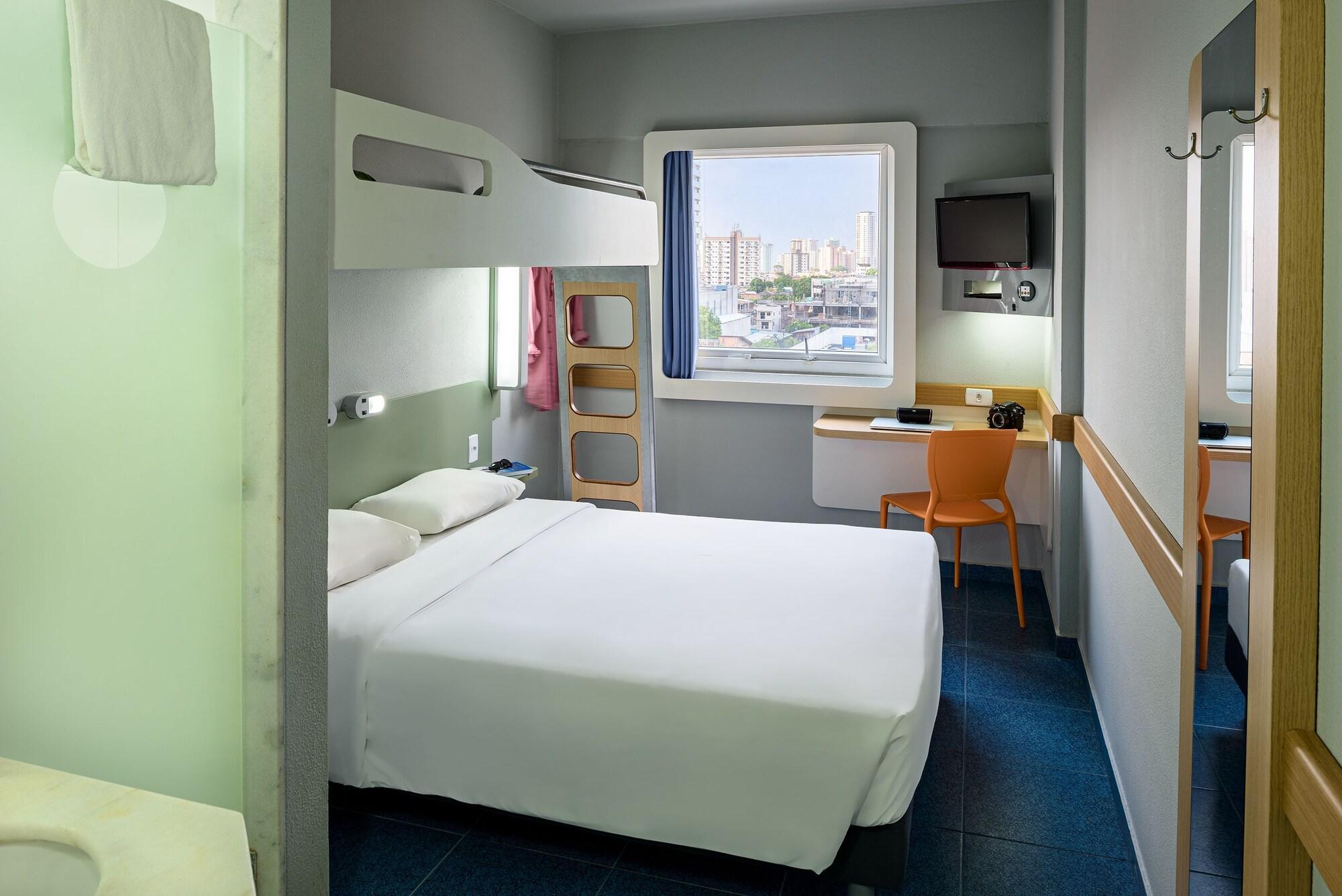 ibis budget Belem Buitenkant foto